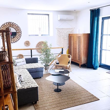 Residence Du Platane Сен-Лоран-дез-Арбр Екстериор снимка